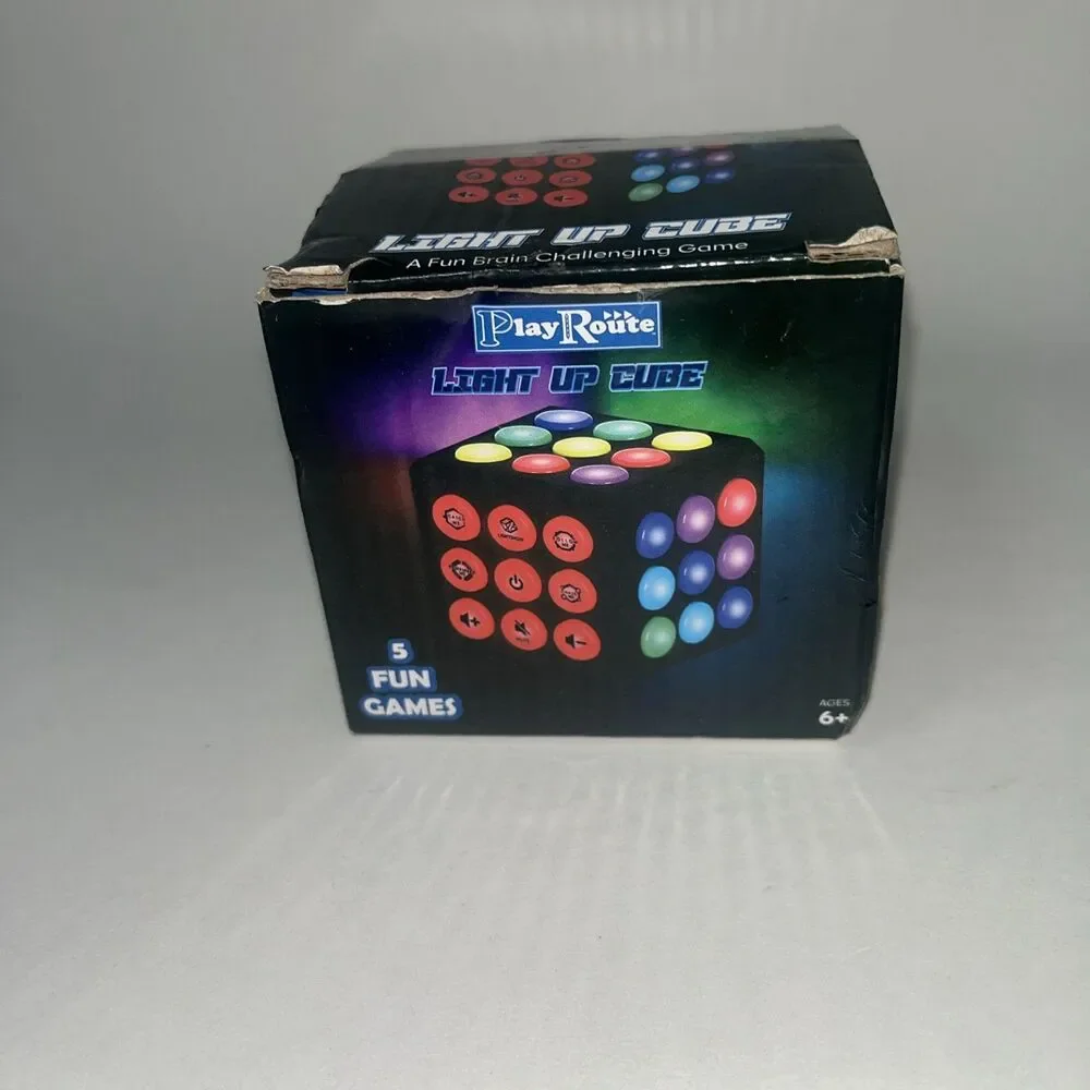 Electronic Brain & Memory Game Cube  Fun Toy Gift Idea for Ages 12+ Year Old